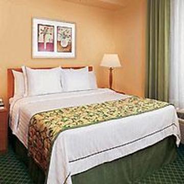 Fairfield & By Marriott Toronto Airport 3*