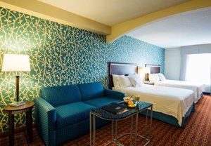 Fairfield & By Marriott Toronto Airport Hotel 3*