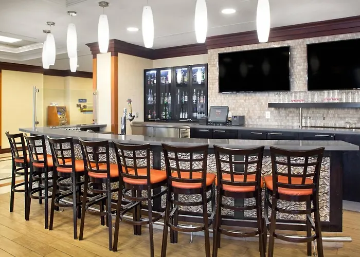 Fairfield Inn & Suites By Marriott Toronto Airport