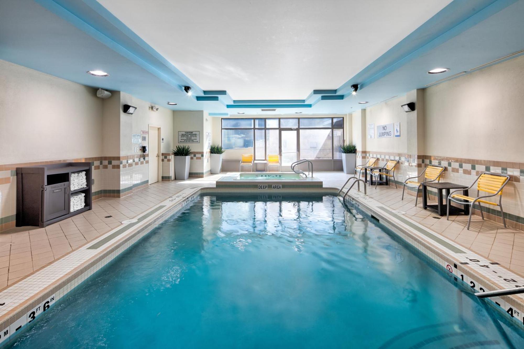 Fairfield & By Marriott Toronto Airport 3* Mississauga